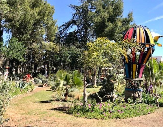 לינה וארוחת בוקר בזייה La Cactee Singuliere מראה חיצוני תמונה