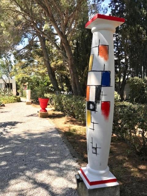 לינה וארוחת בוקר בזייה La Cactee Singuliere מראה חיצוני תמונה